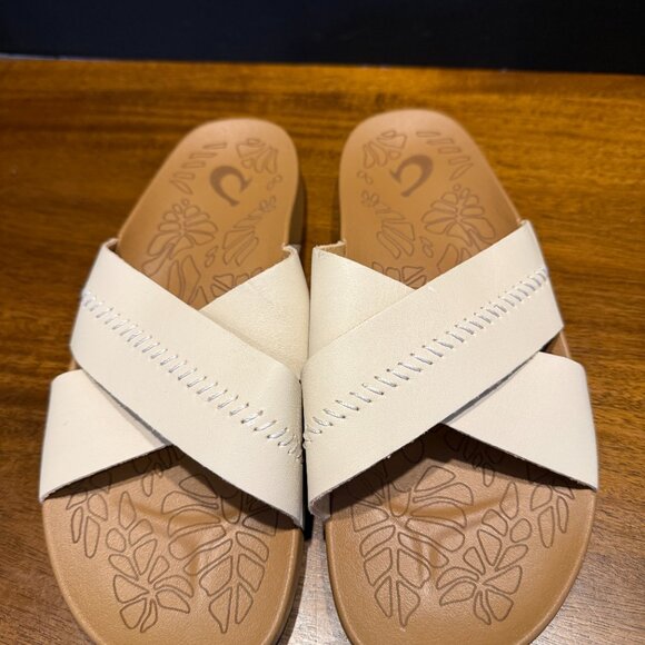 OluKai Kipe'a 'Olu Leather Slide Sandals Women's Neutral Quiet Luxury Sandal sz8 - Picture 2 of 7